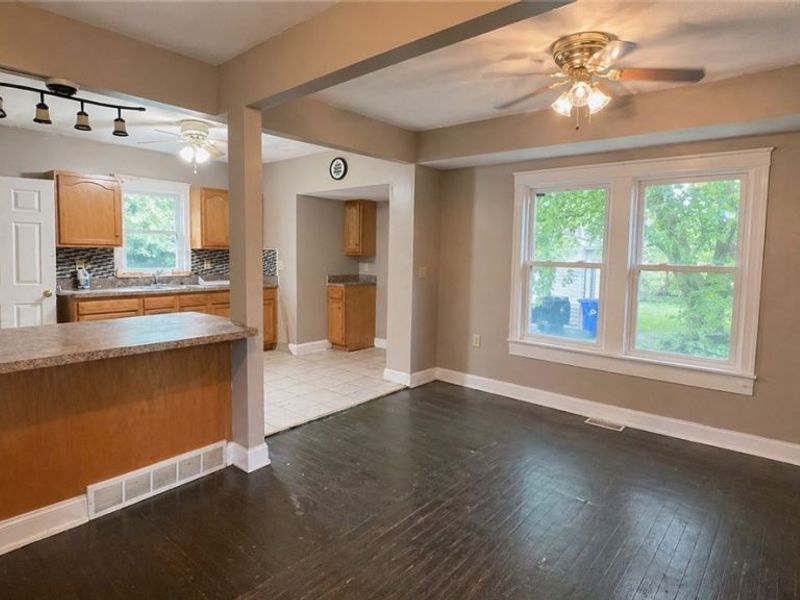 15002 Upton Avenue, Cleveland, OH 44110 Photo 9