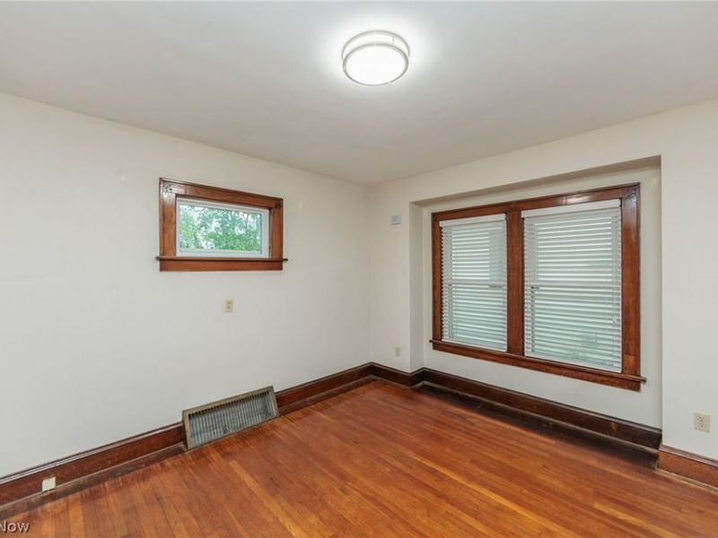 983 Dan Street , Akron, OH 44310 Photo 13