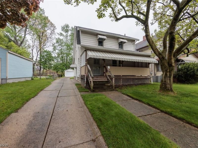 983 Dan Street , Akron, OH 44310 Photo 2