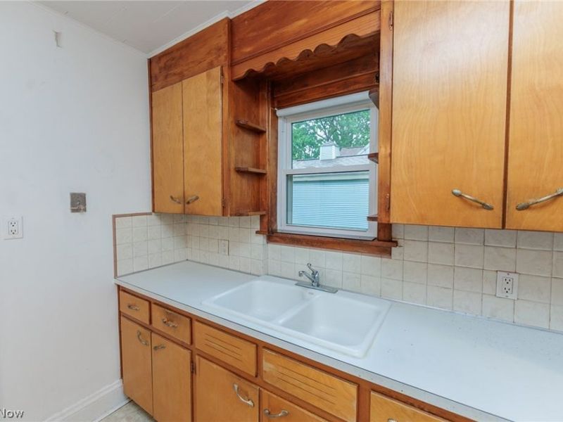 983 Dan Street , Akron, OH 44310 Photo 20