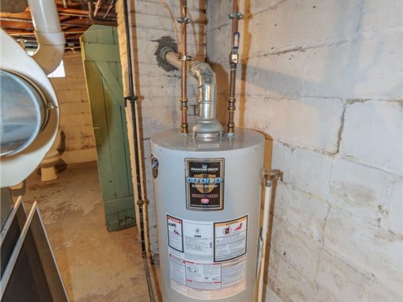 983 Dan Street , Akron, OH 44310 Photo 40