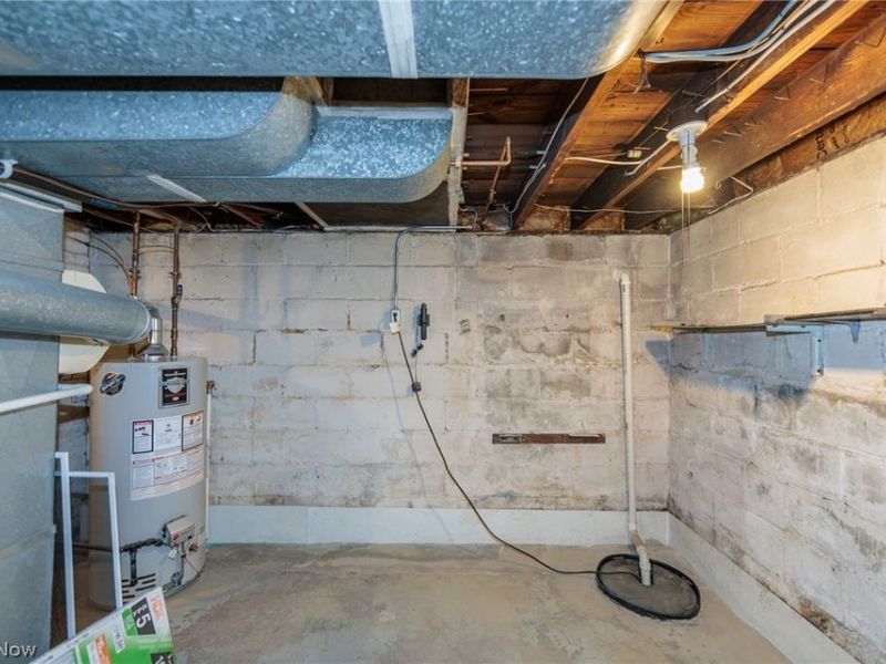 983 Dan Street , Akron, OH 44310 Photo 41