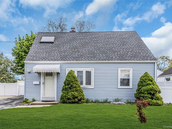 97 Horton Road , Valley Stream, NY 11581