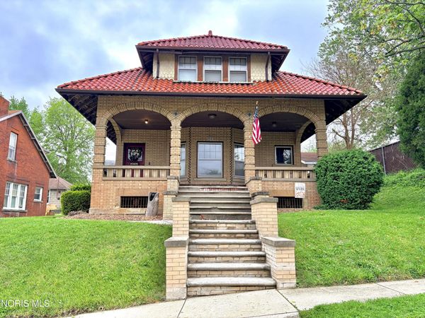 516 S Park Avenue , Fremont, OH 43420