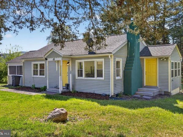 48 BOWMAN LANE, FORT VALLEY, VA 22652