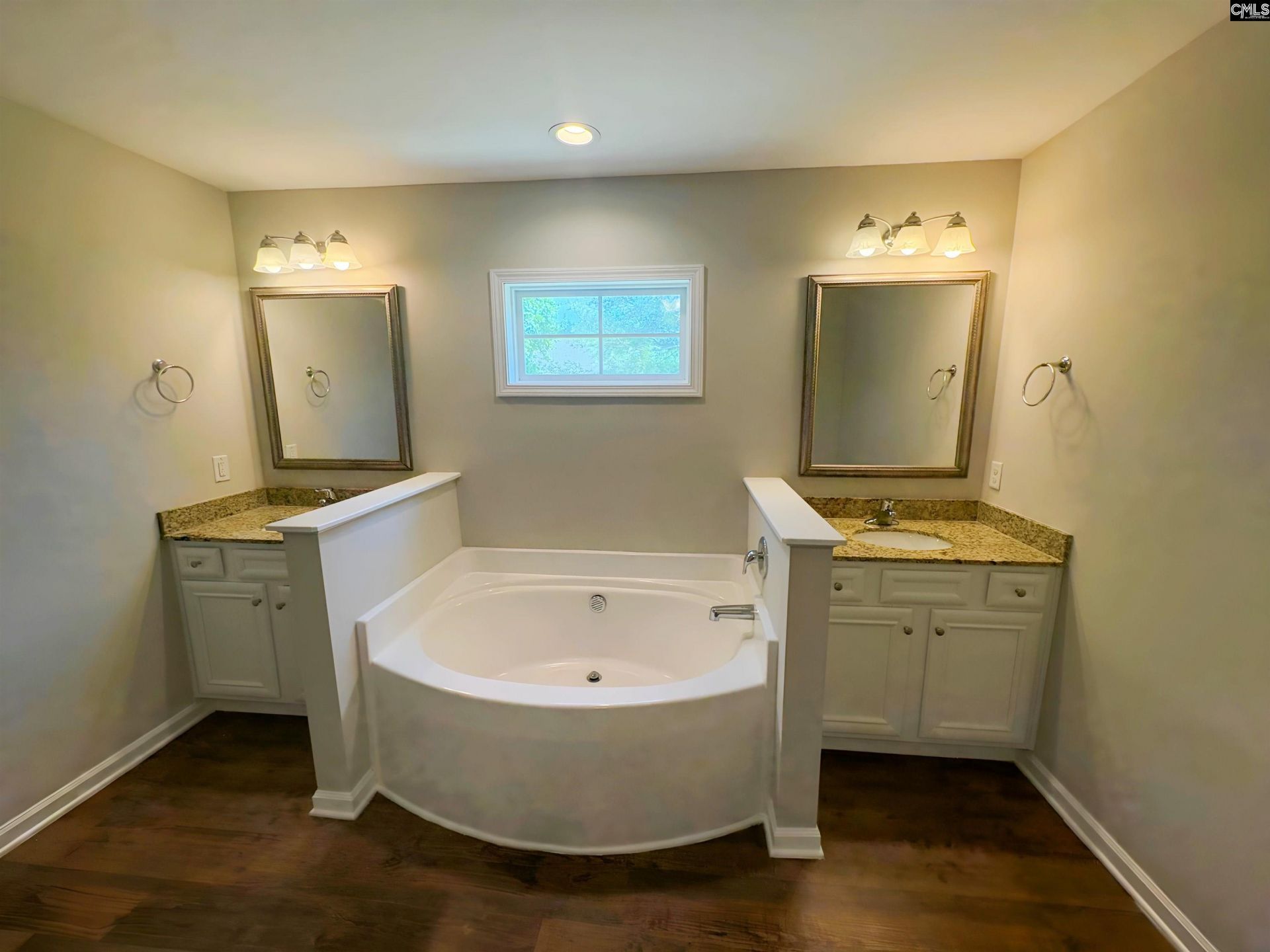 1749 Smalls Drive  Photo 12