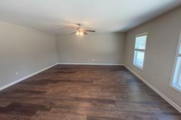 1749 Smalls Drive  photo 4