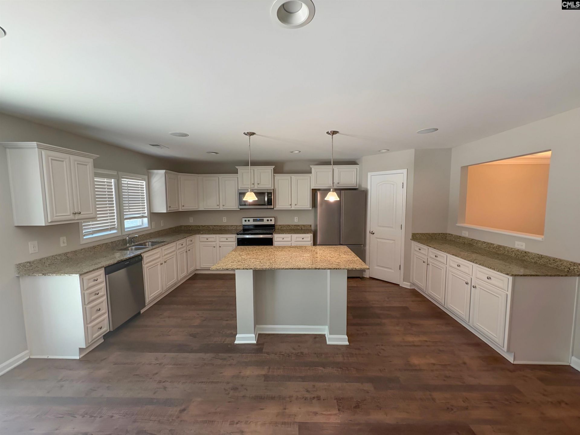 1749 Smalls Drive  Photo 4