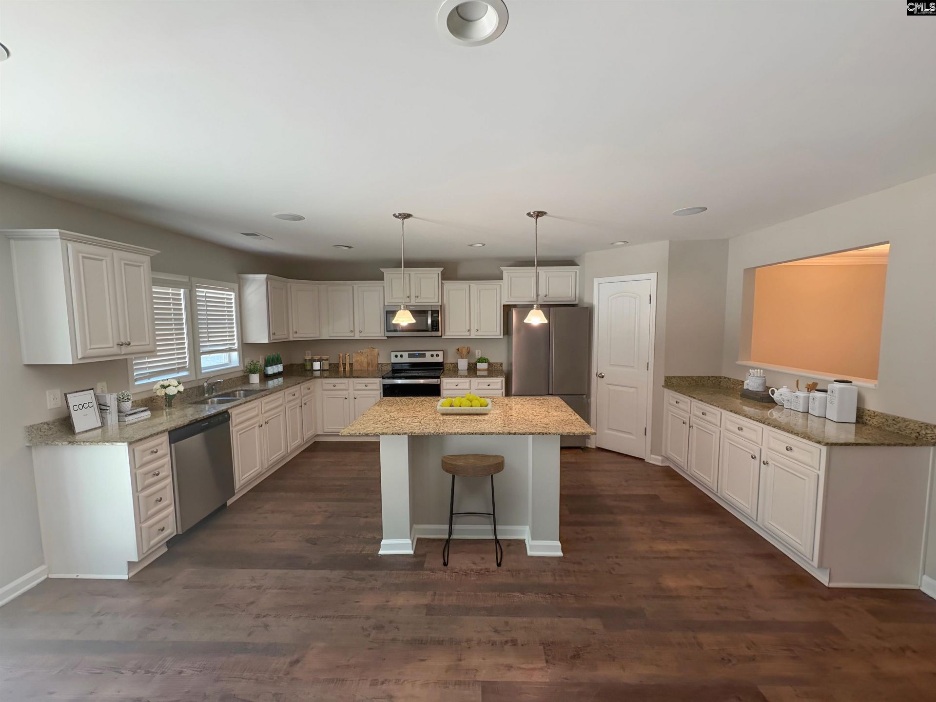 1749 Smalls Drive  Photo 6