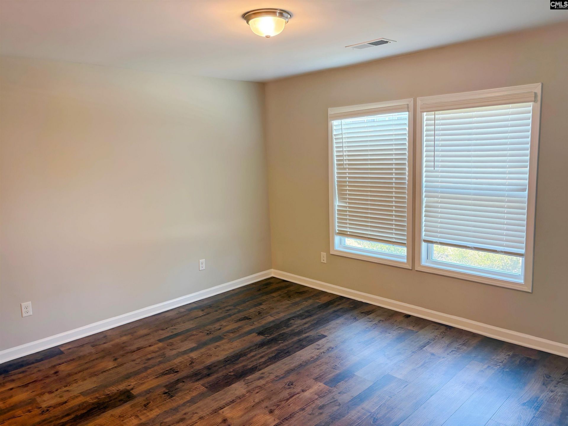 1749 Smalls Drive  Photo 8