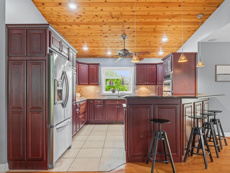2500 W Choctaw Drive, London, OH 43140 Photo 13