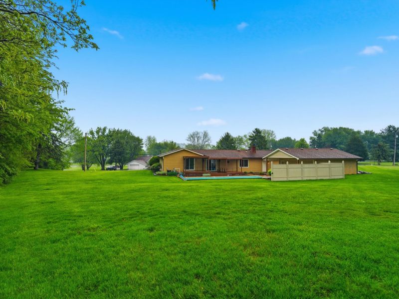 2500 W Choctaw Drive, London, OH 43140 Photo 49