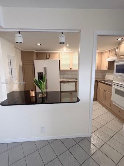 4000 Towerside Ter , Unit 1403, Miami, FL 33138 Photo