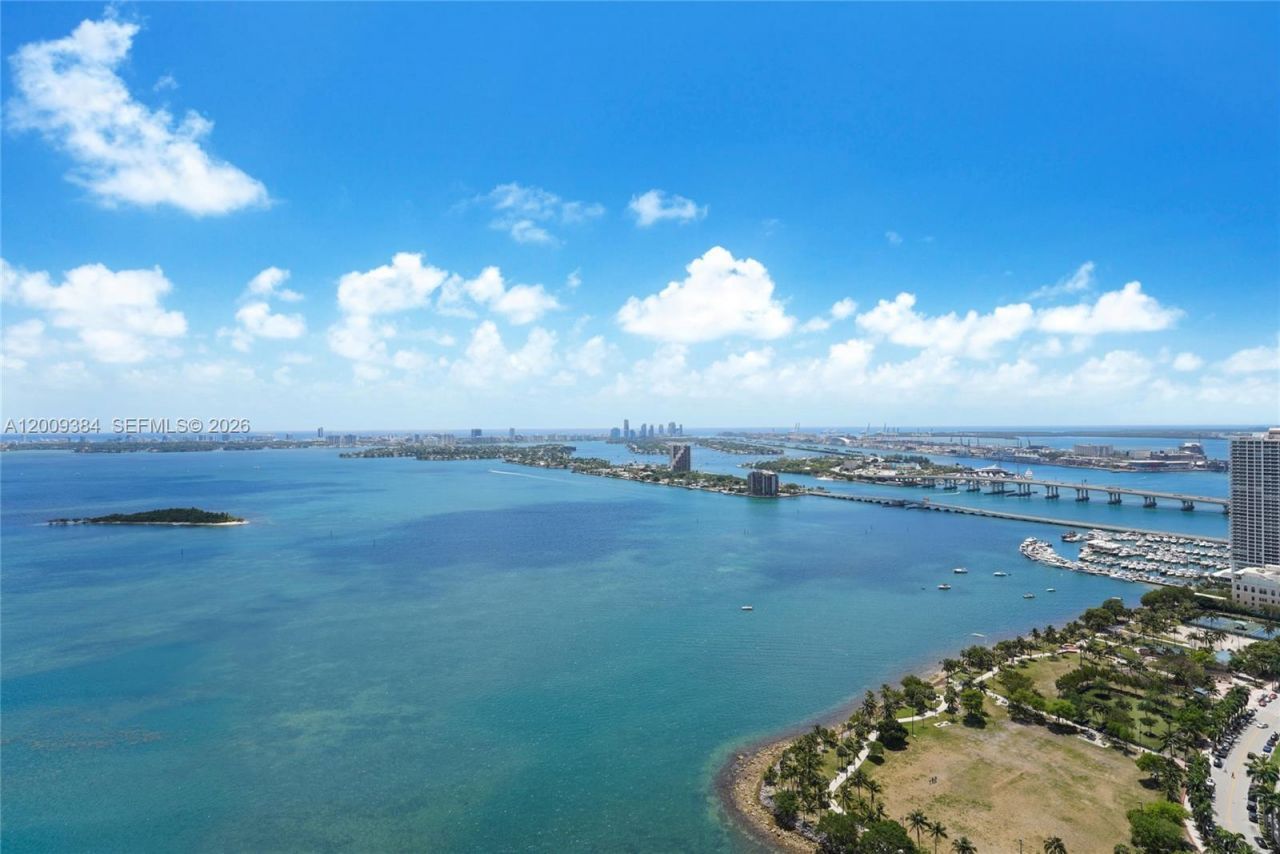 2020 N Bayshore Dr , Unit 3902, Miami, FL 33137 Photo