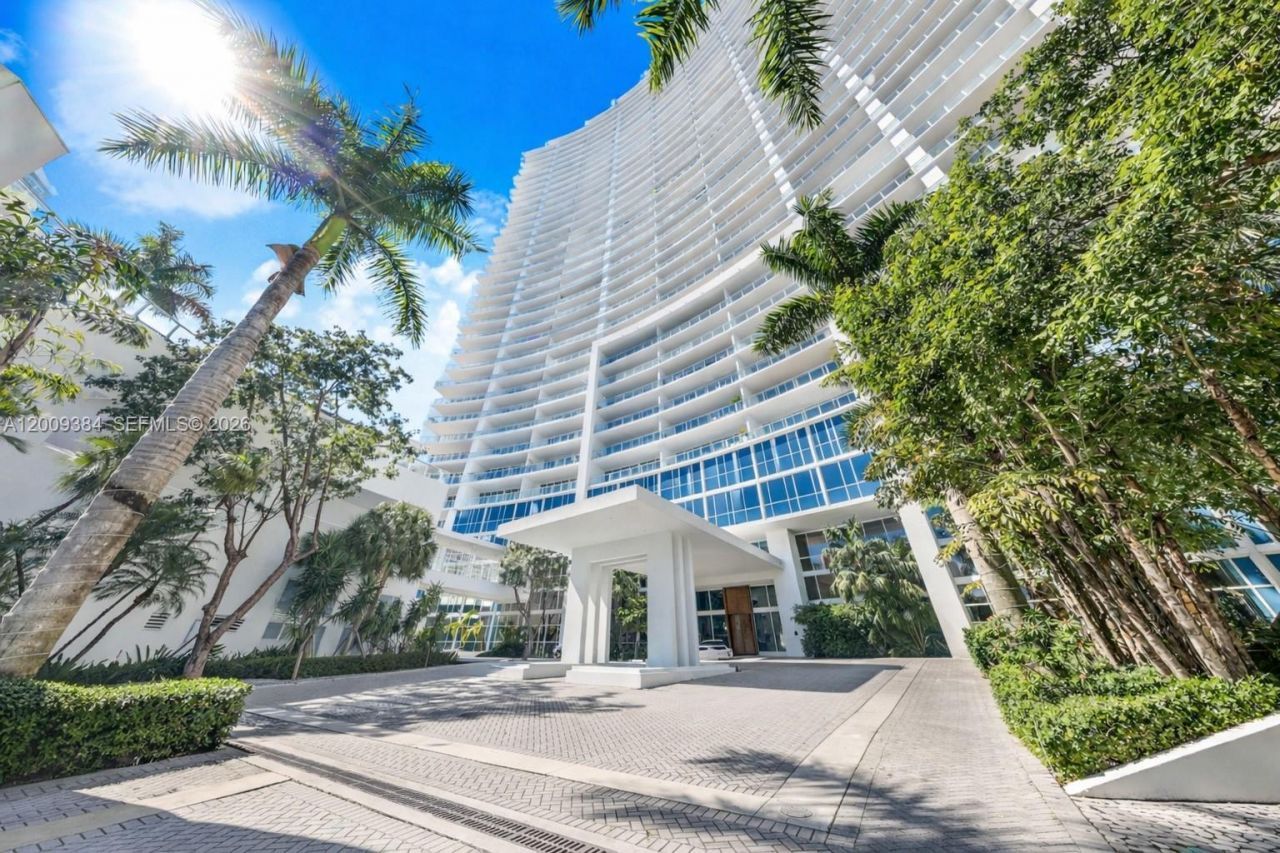 2020 N Bayshore Dr , Unit 3902, Miami, FL 33137 Photo