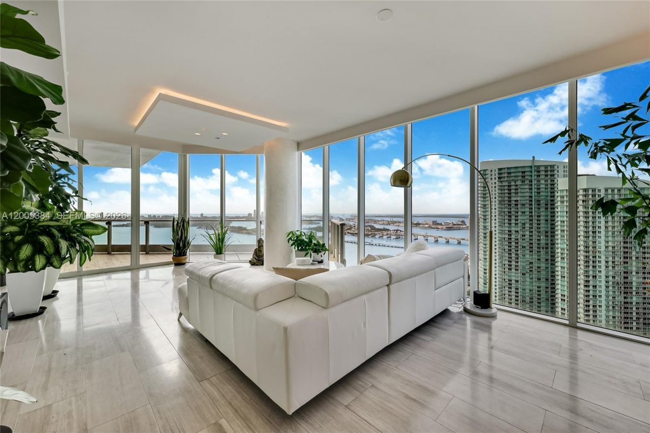 2020 N Bayshore Dr , Unit 3902, Miami, FL 33137 Photo