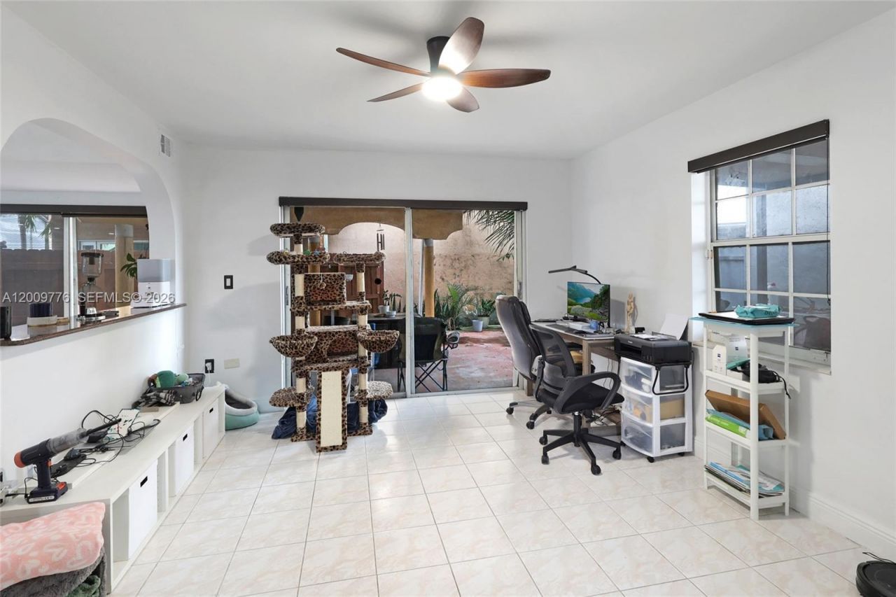 12682 NW 7th Way , Miami, FL 33182 Photo