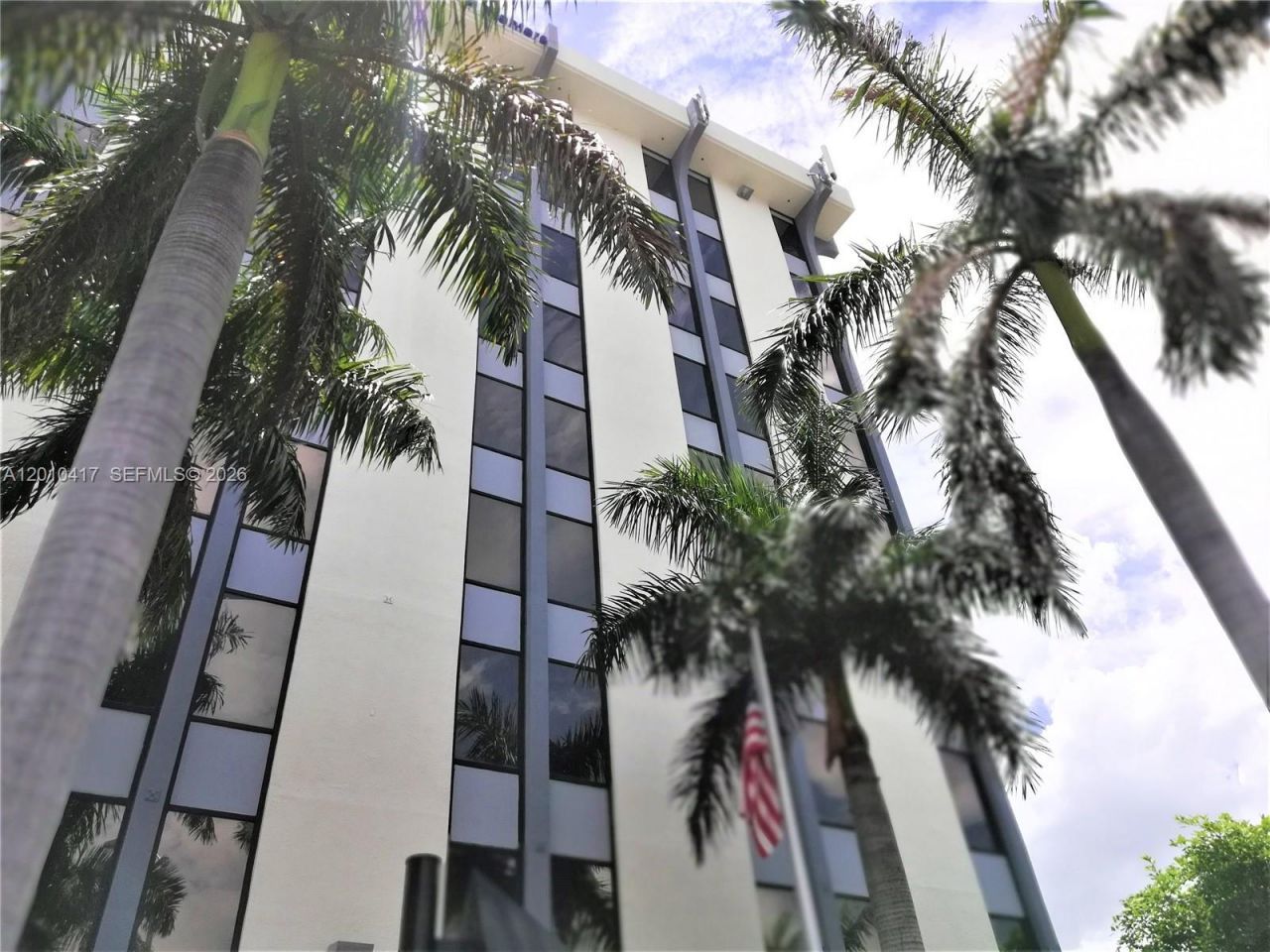 12550 Biscayne Blvd , Unit 605, North Miami, FL 33181 Photo