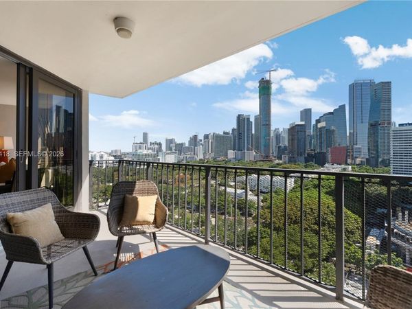 1901 Brickell Ave, Unit B1809, Miami, FL 33129