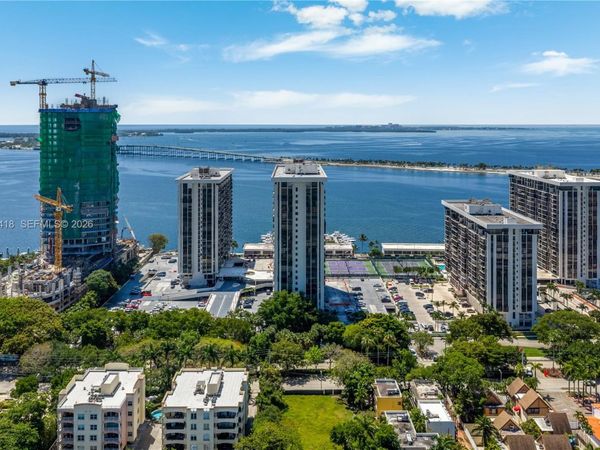 1901 Brickell Ave, Unit B1809, Miami, FL 33129