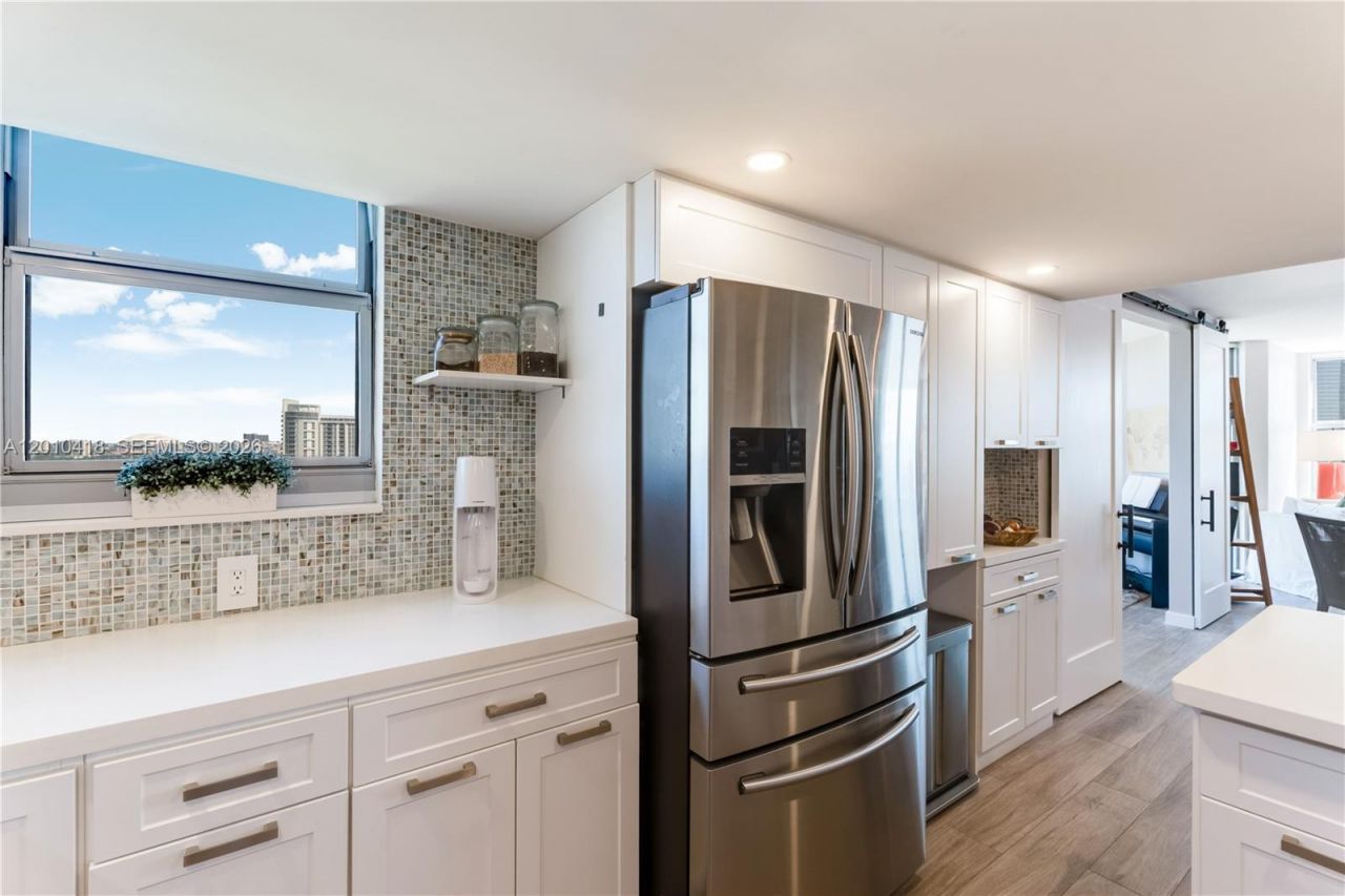 1901 Brickell Ave, Unit B1809, Miami, FL 33129 Photo