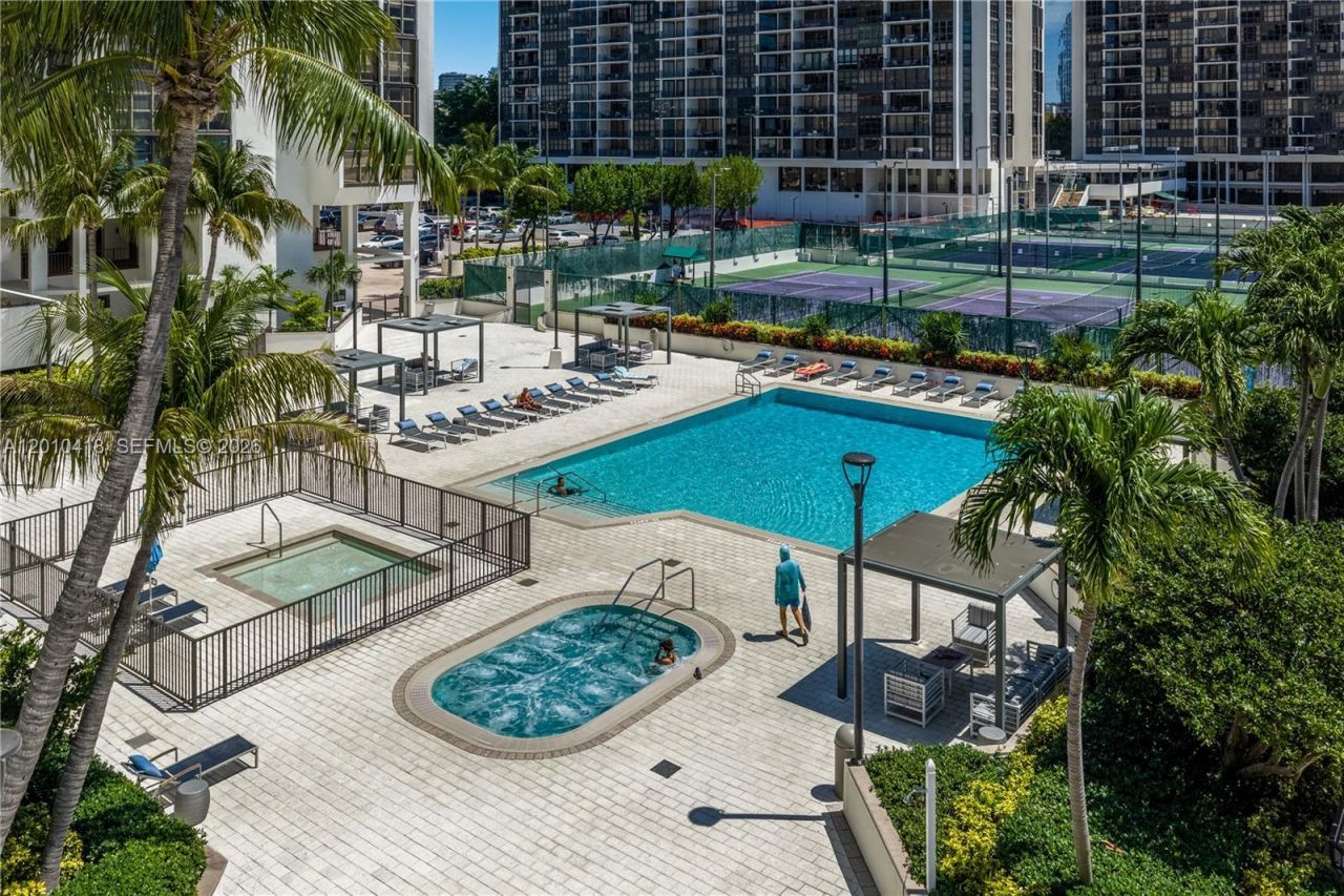 1901 Brickell Ave, Unit B1809, Miami, FL 33129 Photo