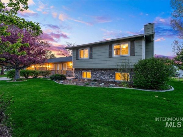 11842 W Tioga St, Boise, ID 83709