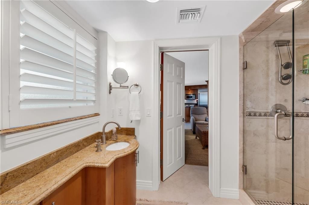 1851 Gulf Shore Blvd N, Unit 103, Naples, FL 34102 Photo