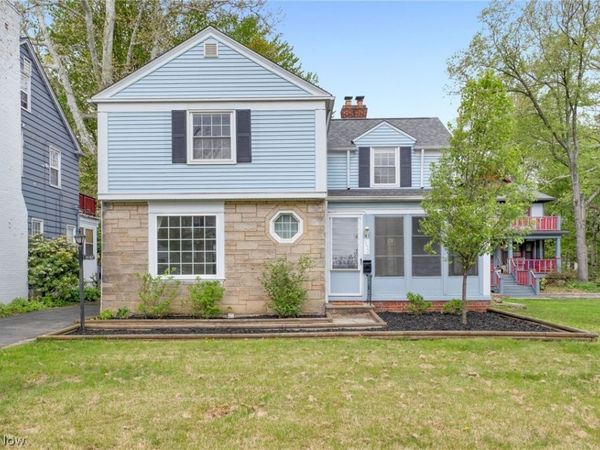 1132 Yellowstone Road, Cleveland Heights, OH 44121