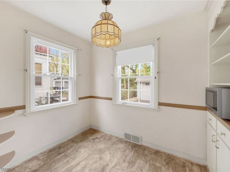 1132 Yellowstone Road, Cleveland Heights, OH 44121 Photo 10