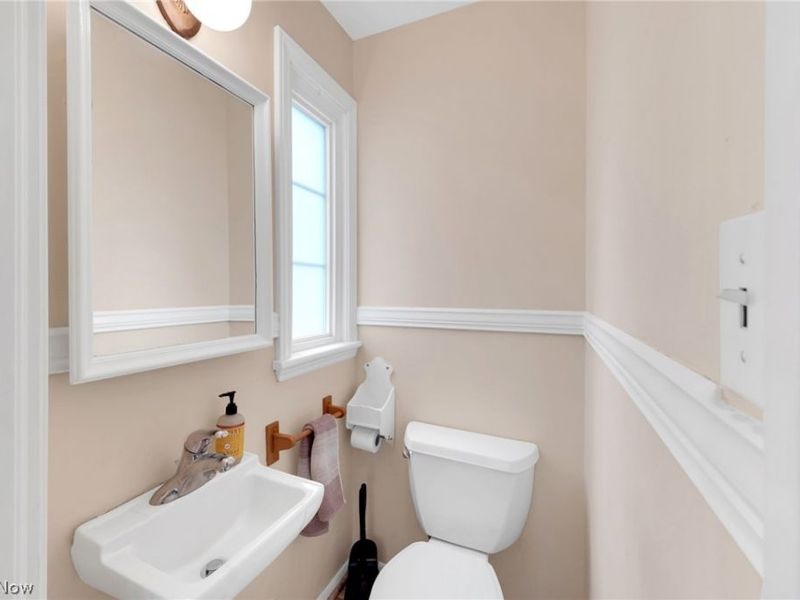 1132 Yellowstone Road, Cleveland Heights, OH 44121 Photo 17