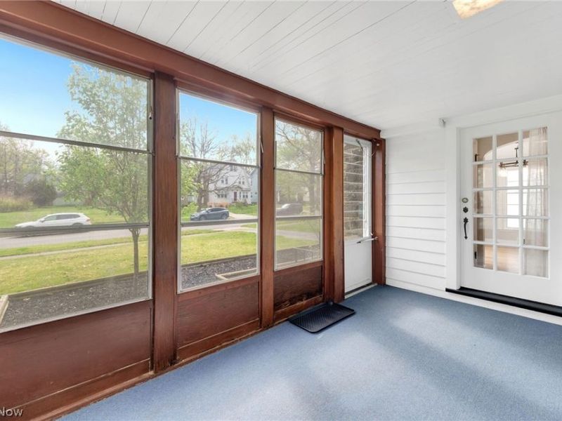 1132 Yellowstone Road, Cleveland Heights, OH 44121 Photo 4