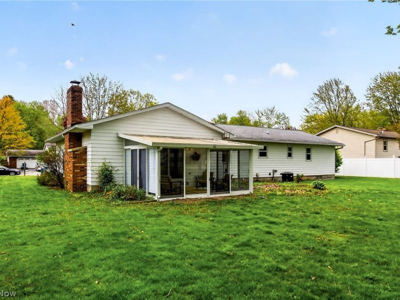 324 Old Oak Drive , Cortland, OH 44410 Photo 31