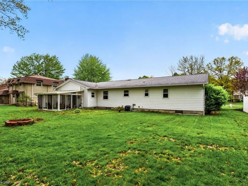 324 Old Oak Drive , Cortland, OH 44410 Photo 34
