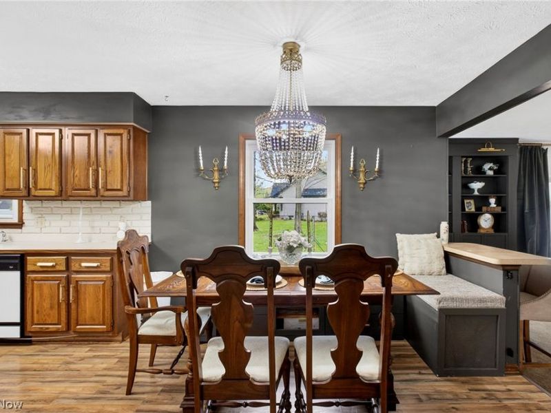 324 Old Oak Drive , Cortland, OH 44410 Photo 8