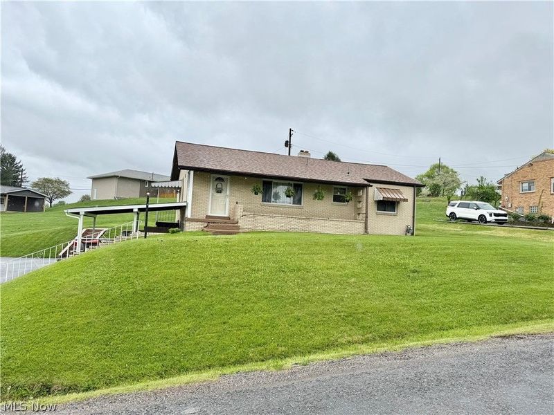 582 Pond, East Liverpool, OH 43920 Photo 2