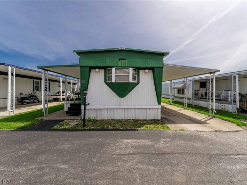3000 Brookpark Road, Unit 15, Cleveland, OH 44134 Photo 2