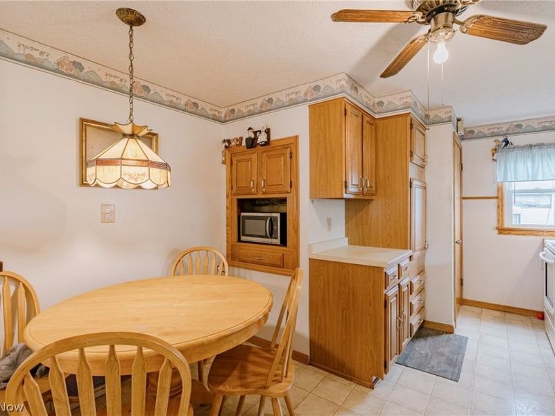 464 Jefferson Avenue, Barberton, OH 44203 Photo 2