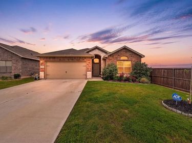 9604 Cherryville Road, Fort Worth, TX 76108