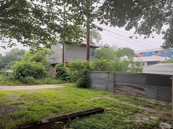 1305 Salina ST, Unit 2, Austin, TX 78702