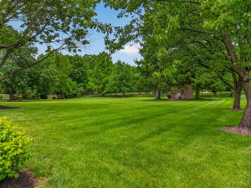 5090 Rollman Estates Drive, Amberley, OH 45236 Photo 54