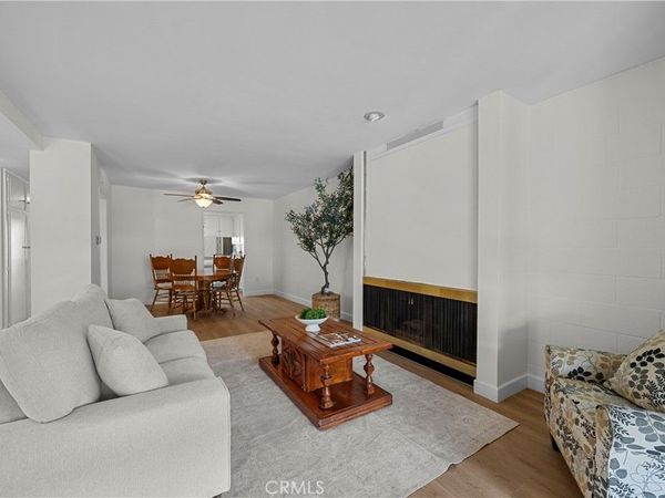 18915 Circle Of Friends, Newhall, CA 91321