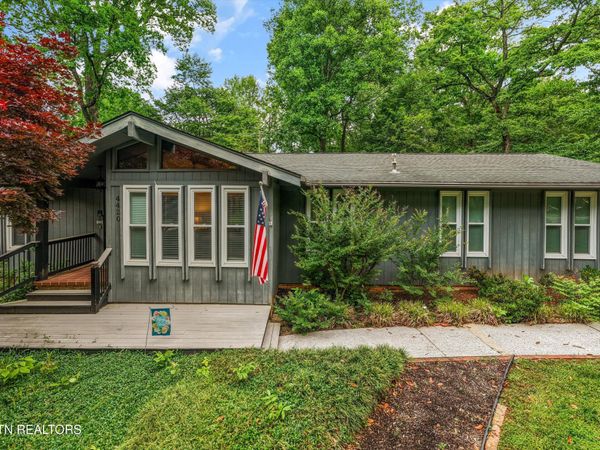 4420 Edgewood Rd, Louisville, TN 37777