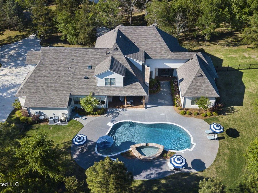 Property Image 101