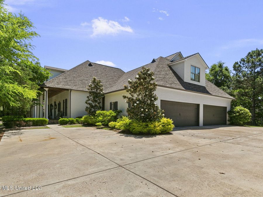 Property Image 105