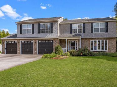 2 BUCKINGHAM DRIVE, DOWNINGTOWN, PA 19335
