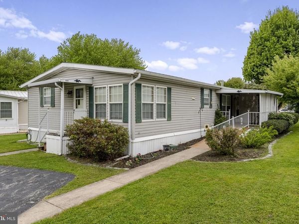 21 JAKE DRIVE, RONKS, PA 17572