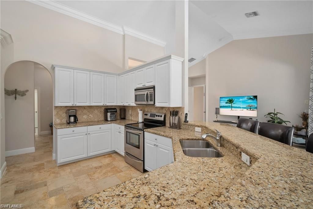 8884 Mustang Island Cir , Naples, FL 34113 Photo