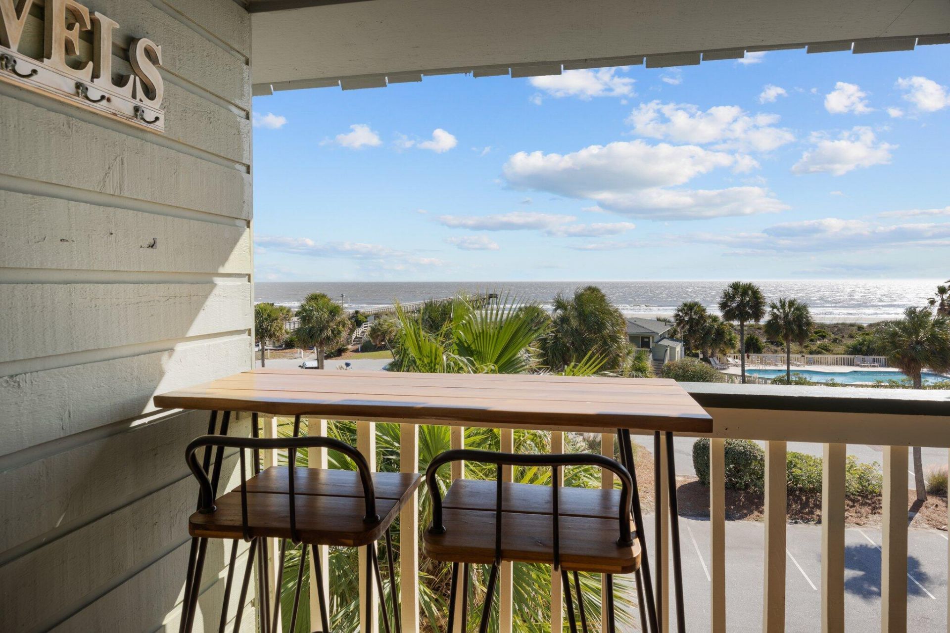 1300 Ocean Boulevard Photo 11