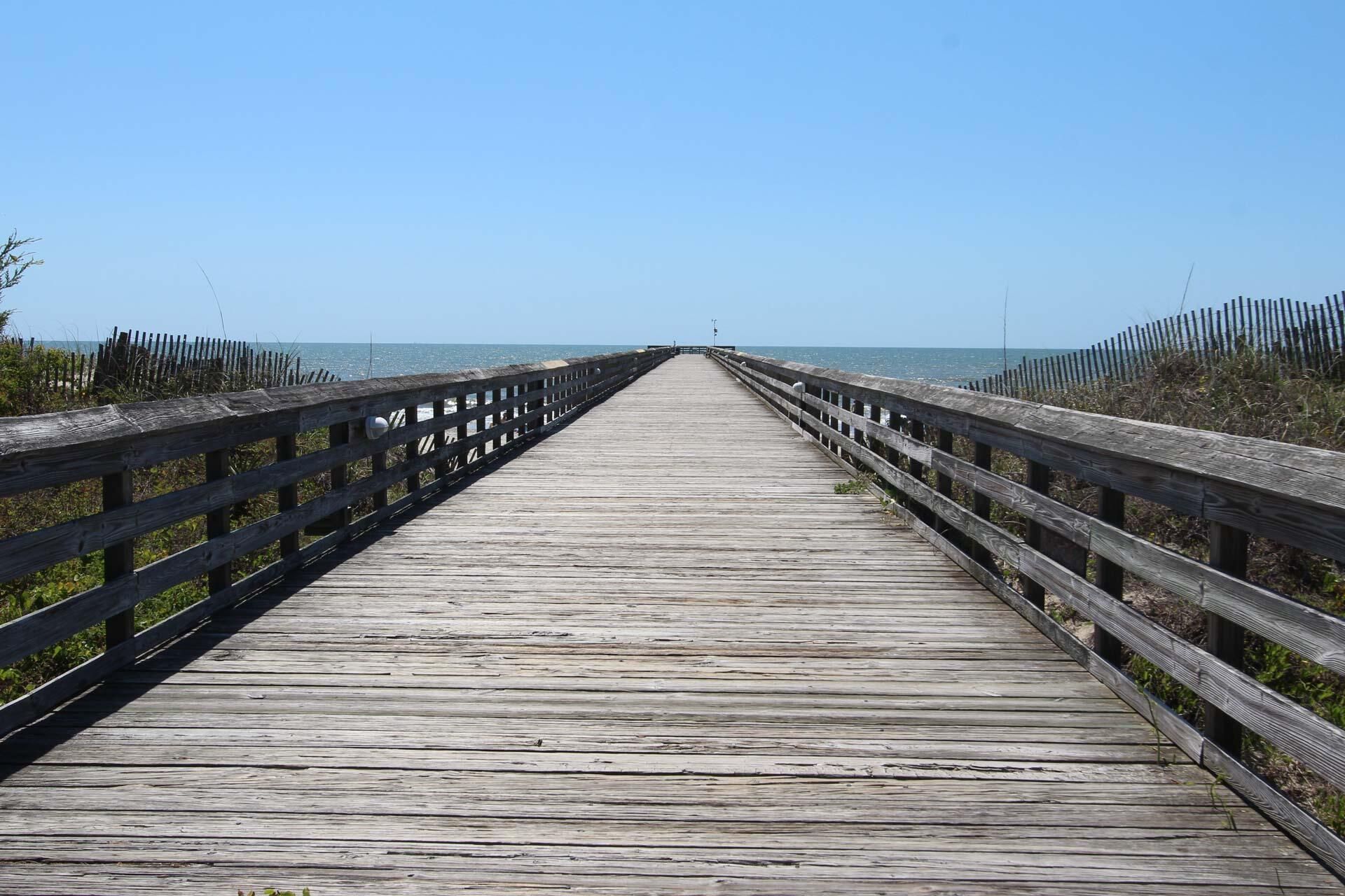 1300 Ocean Boulevard Photo 9